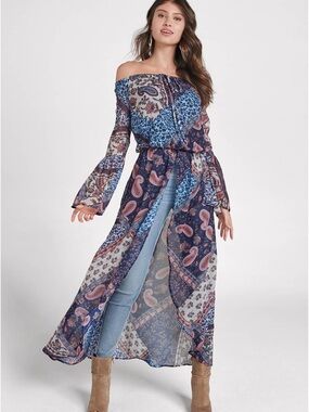 VENUS Paisley Patchwork Off-Shoulder Boho-Style Duster in Light Blue & Coral